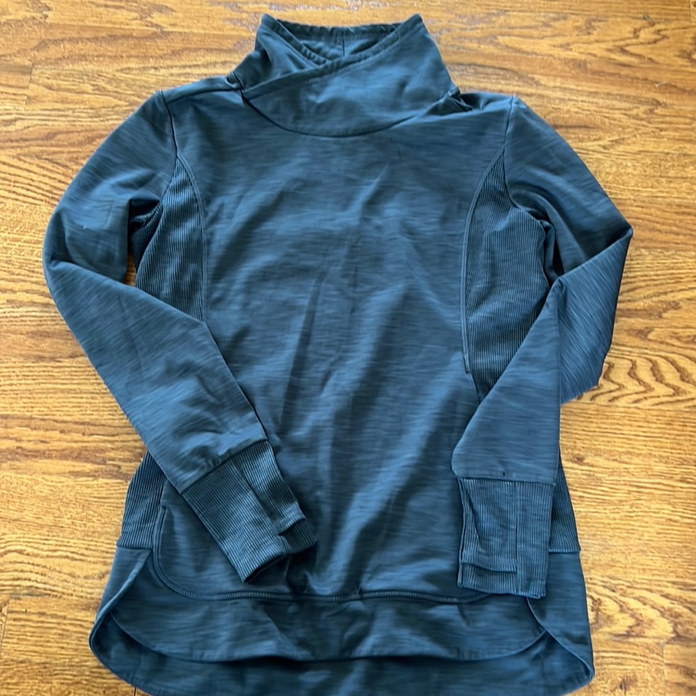 Athleta sweatshirt